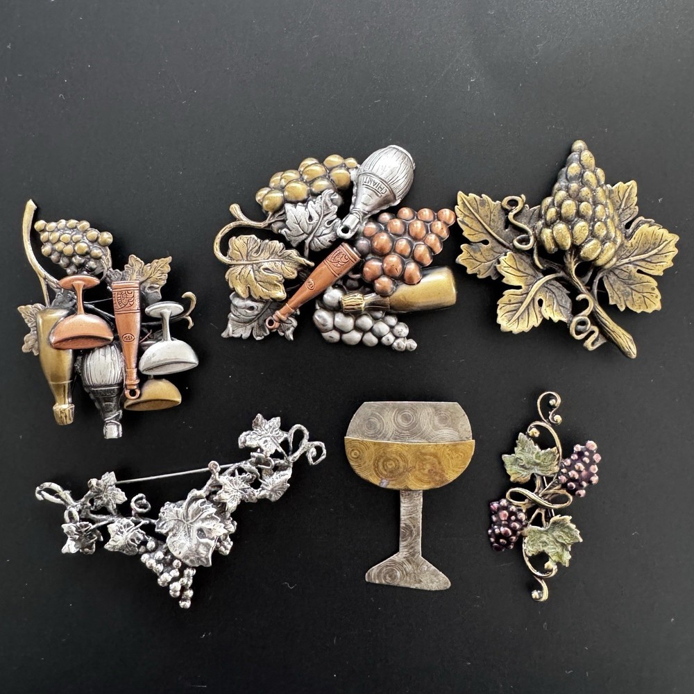 5 Vintage Brooch Lot Bundle Wine Motif Grape Cluster Pin Viticulture JJ Chianti