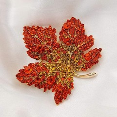 Vintage Stylish Full Micro Pave Yellow Orange Red Crystal Big Maple Leaf Brooch
