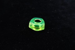Vtg 60’s Green Mod Acrylic Resin Glow in the Dark Ring Retro Fashion Size 5.25