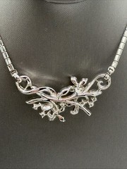 Vintage Trifari Alfred Phillipe Silver Tone Rhinestone Necklace Choker Flowers