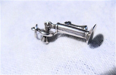 Estate 50s-60s Ster CHARM: 3-D old-fashioned CANDLESTICK TELEPHONE days gone by!