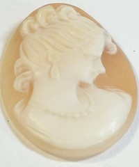 Vintage 1950s Shell Cameo 23mm X 30mm