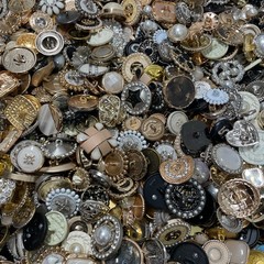 Vintage-now Costume Jewelry makeing Lots button Read Description 50pcs