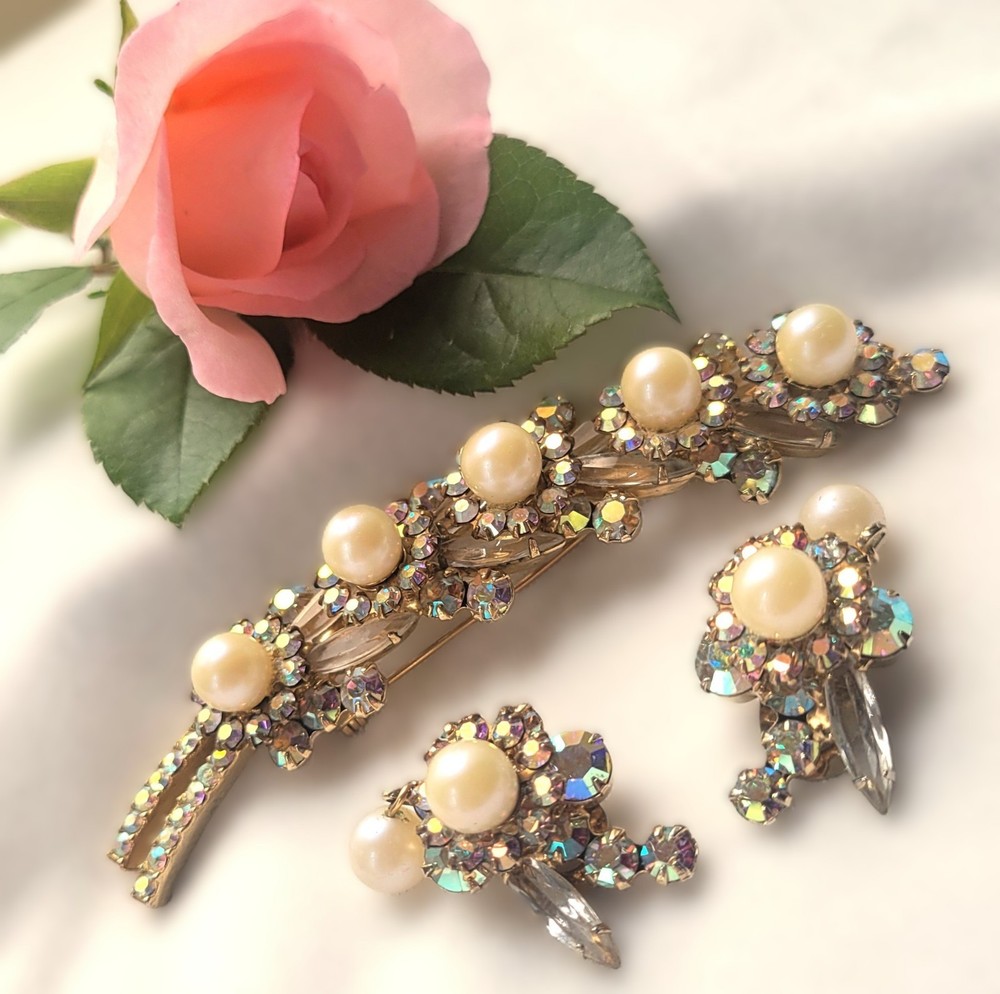 Juliana D&E Faux Pearl Bead AB Rhinestone Brooch Earring Book Piece Vtg Heirloom