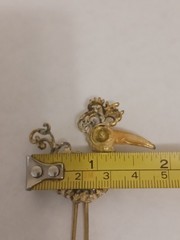 Lind- Gal Vtg Long Legs Bird Brooch Textured Gold Tone Enameled