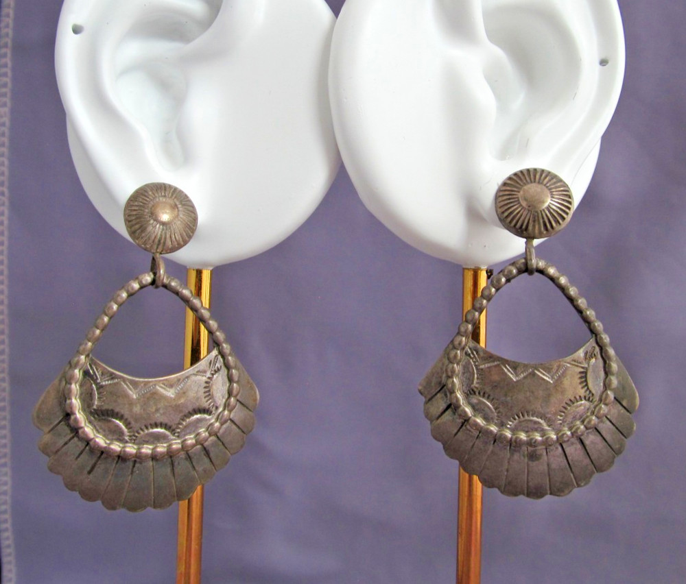 VINTAGE OLD PAWN LONG STERLING DANGLE FAN TOOLED CONCHO SWING PIERCED EARRINGS