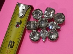Fabulous Vintage Clear Glass Unique Brooch 9 Foilback Cabachons 1.5in