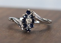Vintage 10K White Gold Art Deco Style Sapphire & Diamond Cluster Ring