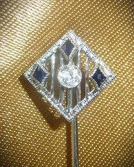 BEAUTIFUL ANTIQUE CIRCA 1920 18K WHITE GOLD DIAMOND SAPPHIRE STICK PIN BROOCH!