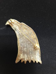 Vintage Two Tone American Bald Eagle Head Brooch Pin Patriotic 1980s Costume