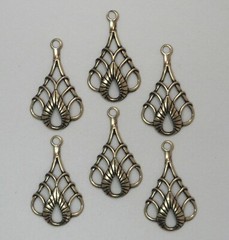 #3155 ANTIQUED GOLD CELTIC STYLE TEARDROP W/TOP HANG RING – 6 Pc Lot