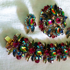 Juliana Rhinestone BRACELET BROOCH EARRING SET Book Pcs Watermelon Vitrail Rare