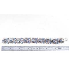 Vintage Silver Toned Blue Rhinestone Floral Bracelet 7.5