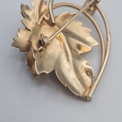 VTG MCM Brooch Layered Curled White Gold Tone Leaves Fall Cottage Cabincore Pin