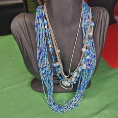 Lot 4 Necklaces Silver Tone Blues Beachy Glass Shells Beautiful Stackable 17-21″