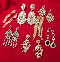 Lots of 7 Pairs Of Rhinestone Dangle Earrings Proms Wedding