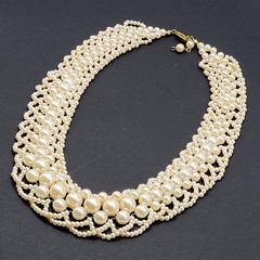 Faux Pearl Collar RBG Style Professional Old Style Elegance Necklace 18 Inch