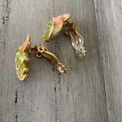 VINTAGE SWOBODA BIRD BROOCH And EARRINGS PERIDOT And CORAL
