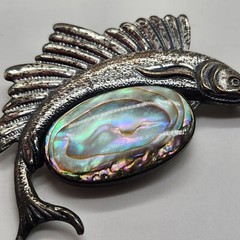 Vintage La Jolla Sterling Silver Swordfish Brooch – Abalone/MOP Oval, Signed