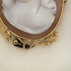 14k Gold Handcrafted Masaniello Vintage Cameo Brooch 1.5”H, 1.1”W, 9.6 Grams
