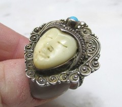 Sajen Goddess Sterling Silver Carved Face Ring w/ Turquoise Sz 9 ~ 13g ~ 9-I836