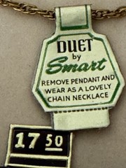 Vintage Duet by Smart H.G.E. Cameo Heart Locket & Chain Necklace Orig Box & Tags