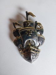 Vintage BEST Silver & Gold Tone Pirate Ship Cross Flags Brooch Pin Pendant