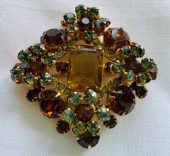 Stunning Juliana Brooch, Earrings – Flower Sets