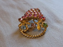 Beautiful Vintage Uranium Glass and Rhinestone Flower Basket Brooch.