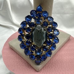 Vtg Unique Exclusive Oval Domed Blue Austrian Crystal Brooch. See pics.