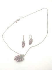Vintage Jewelry Purple And Green Crystal Grape Cluster Necklace & Earrings Set