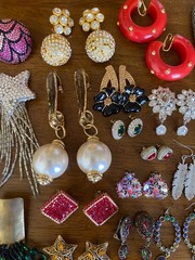 Jewelry Repair Lot 50+ Very Nice Many Signed Missing Rhinestones Resell Harvest