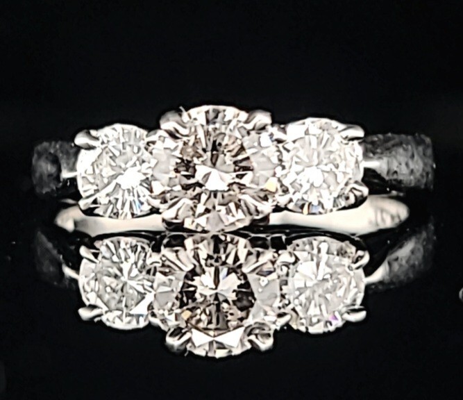 1.00ct platinum zales three stone engagement ring natural Diamond