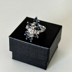 Vintage Blue & Clear Crystal White Gold Plated Statement Cluster Ring Size 6