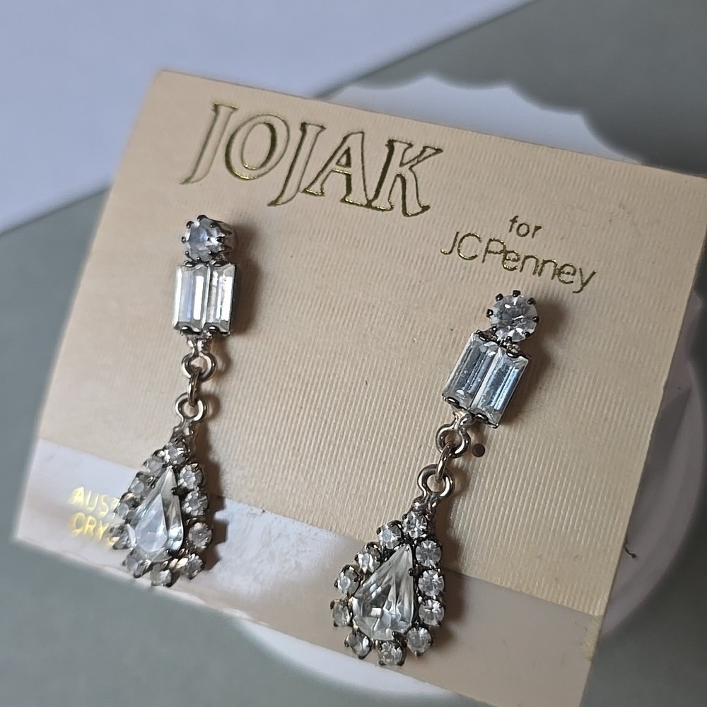 new Vintage JC Penny Clear Glass Rhinestones Dangle Pierced Earrings