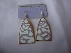 VINTAGE SAMUEL HUANG DESIGNER CLOISONNE RETRO ABSTRACT GRAY & CREAM EARRINGS