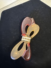 RARE Vintage Bakelite Amber Carved Bow Pin Brooch 3.25”