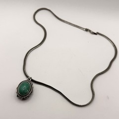 Vintage Silver Tone Faux Jade Cabochon Pendant Necklace Ornate Setting