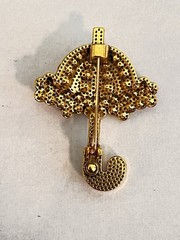 Vintage Style Umbrella Brooch Pin – Multicolor Rhinestone Floral Umbrella