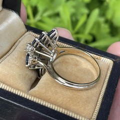 RARE Beautiful Vintage Women’s Statement Diamond and Blue Sapphire Cocktail Ring