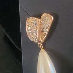 Vintage Pearl Dangles Crystal Rhinestones Gold Tone Earrings