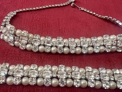 GORGEOUS SPARKLING VTG WEISS RHINESTONE & FAUX PEARL NECKLACE AND BRACELET SET