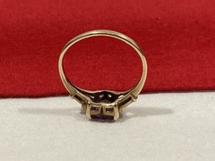 Vintage ROMANY 10k Solid Yellow Gold Heart Shape Amethyst Stone Ring SIZE 4.25