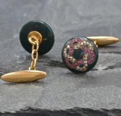 0.60 ctw Rose Cut Diamond & 0.70 ctw Rubies in 14k Yellow Gold Onyx Cufflinks