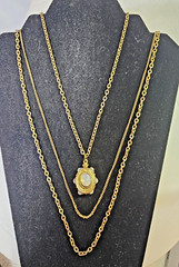 Vtg Goldtone 3 strands Link Chain Choker Necklace w/ Moonstone 28in-S91-READ