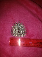 Beautiful Vintage Large Weiss White Rhinestone Brooch. Gorgeous LOOK!