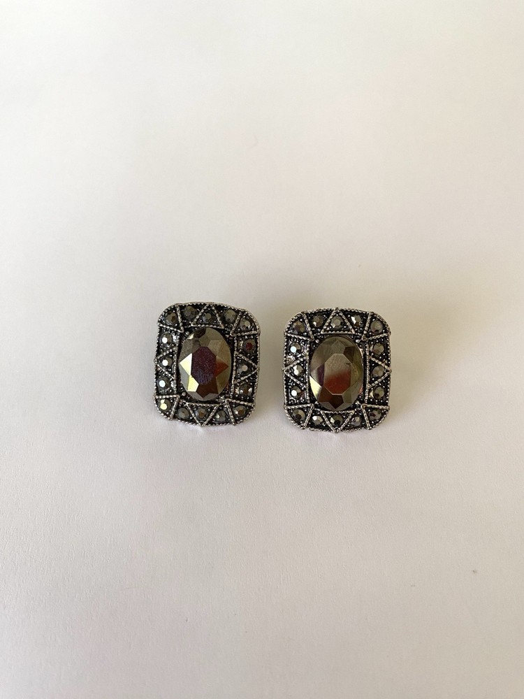 Vintage Estate Find Silver Gold Tone Rhinestone Pierced Post Earrings 1/2”
