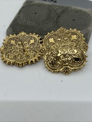 Vintage 1928 Brand Romantic Dimensional Goldtone Stud Button Earrings