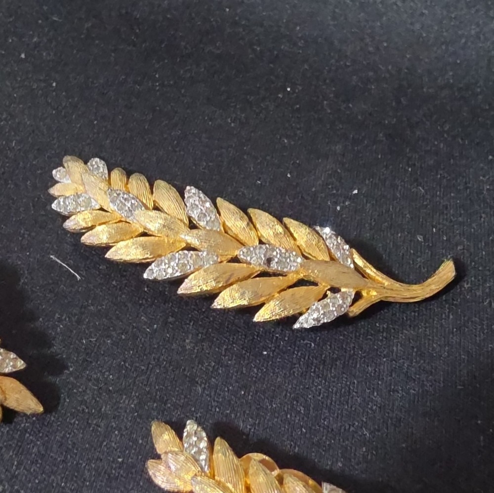 Leaf Brooch Pin & Clip-On Earrings Jewelry Set, Gold Tone Marquise Rhinestones