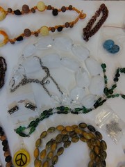 Vintage Costume Jewelry Lot Of 30 Items Unique Pieces Wearable